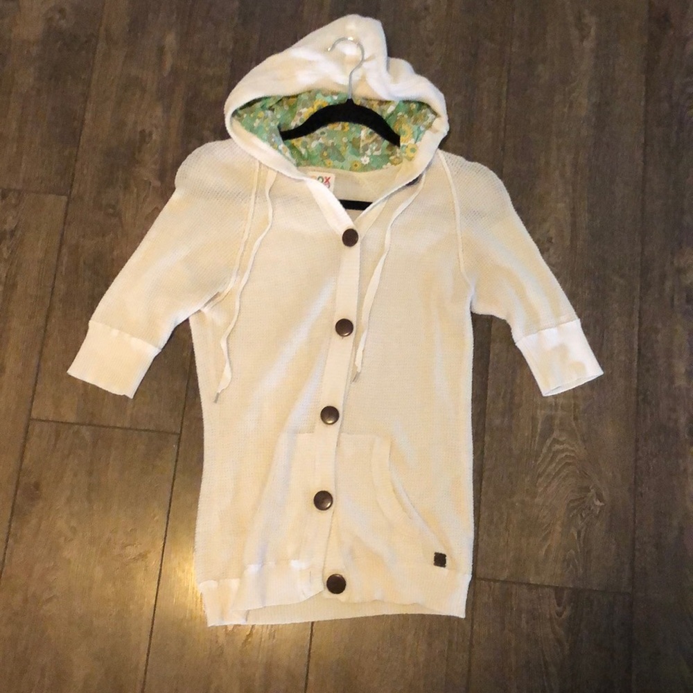 Roxy sweater. L in Juniors. Excellent condition.